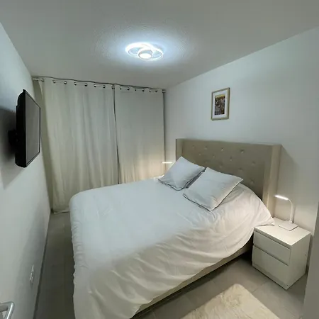 With Jacuzzi & Sauna Near Toulouse *